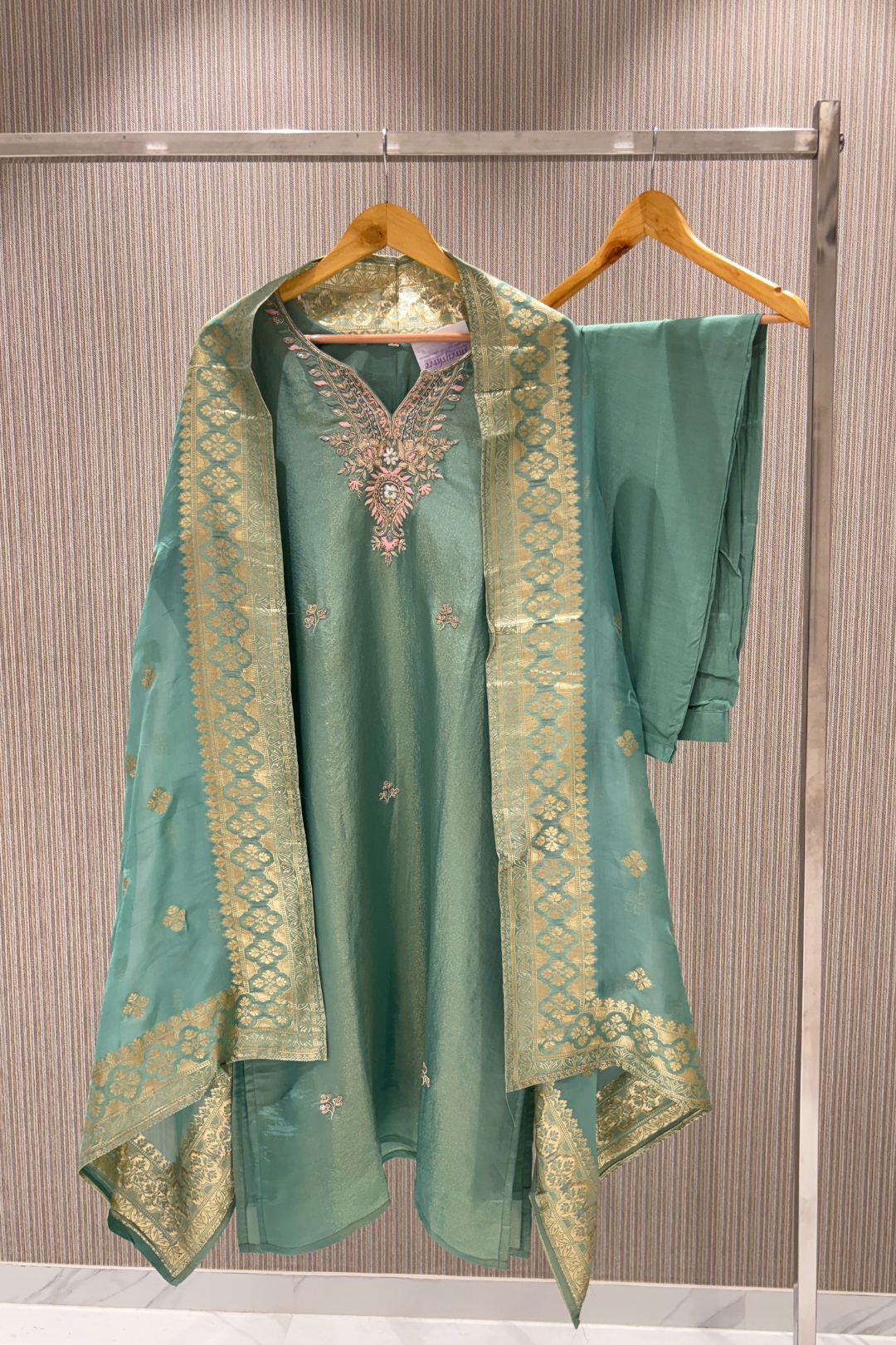 Green Boolean work Tissue  Salwar Suits 1028-10125