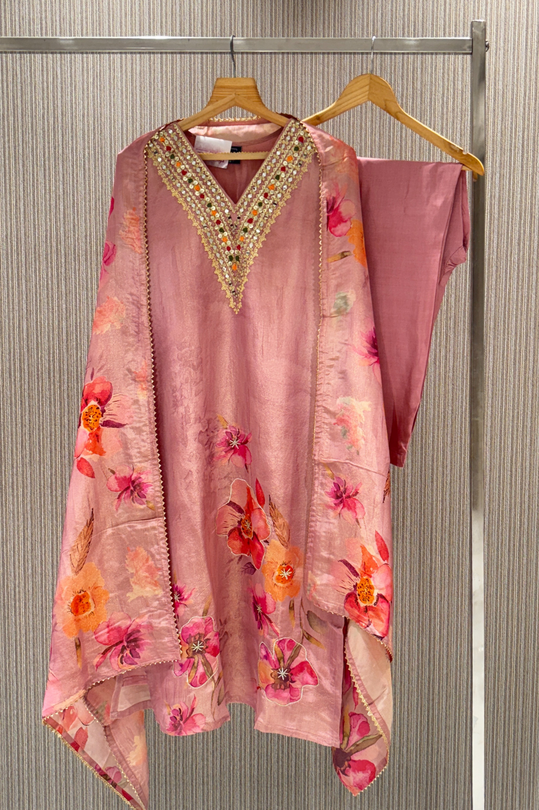 Pink Digital print Tissue Salwar Suits 1005-10135