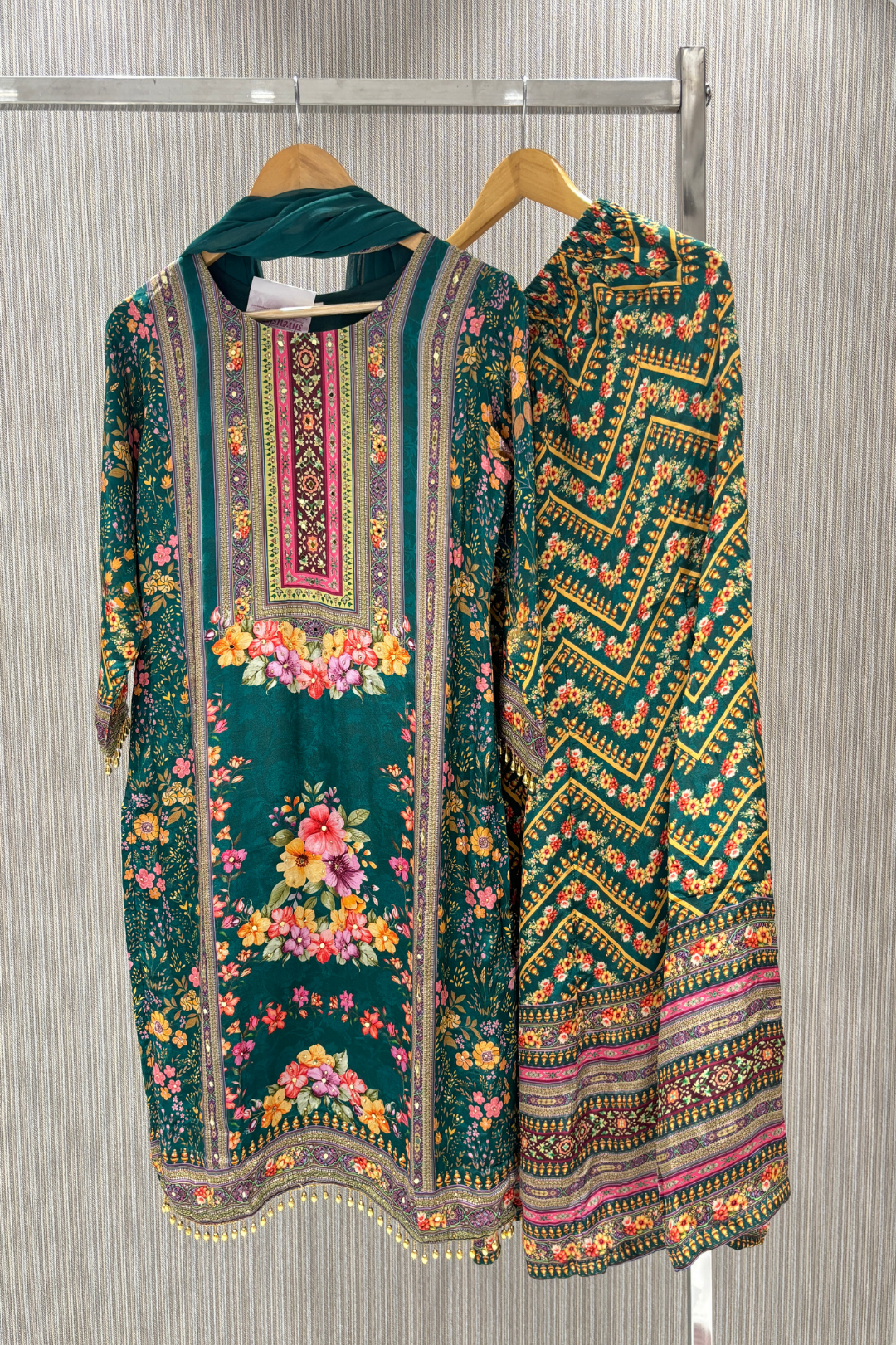 Green Printed  Crape Salwar Suits 1030-10136